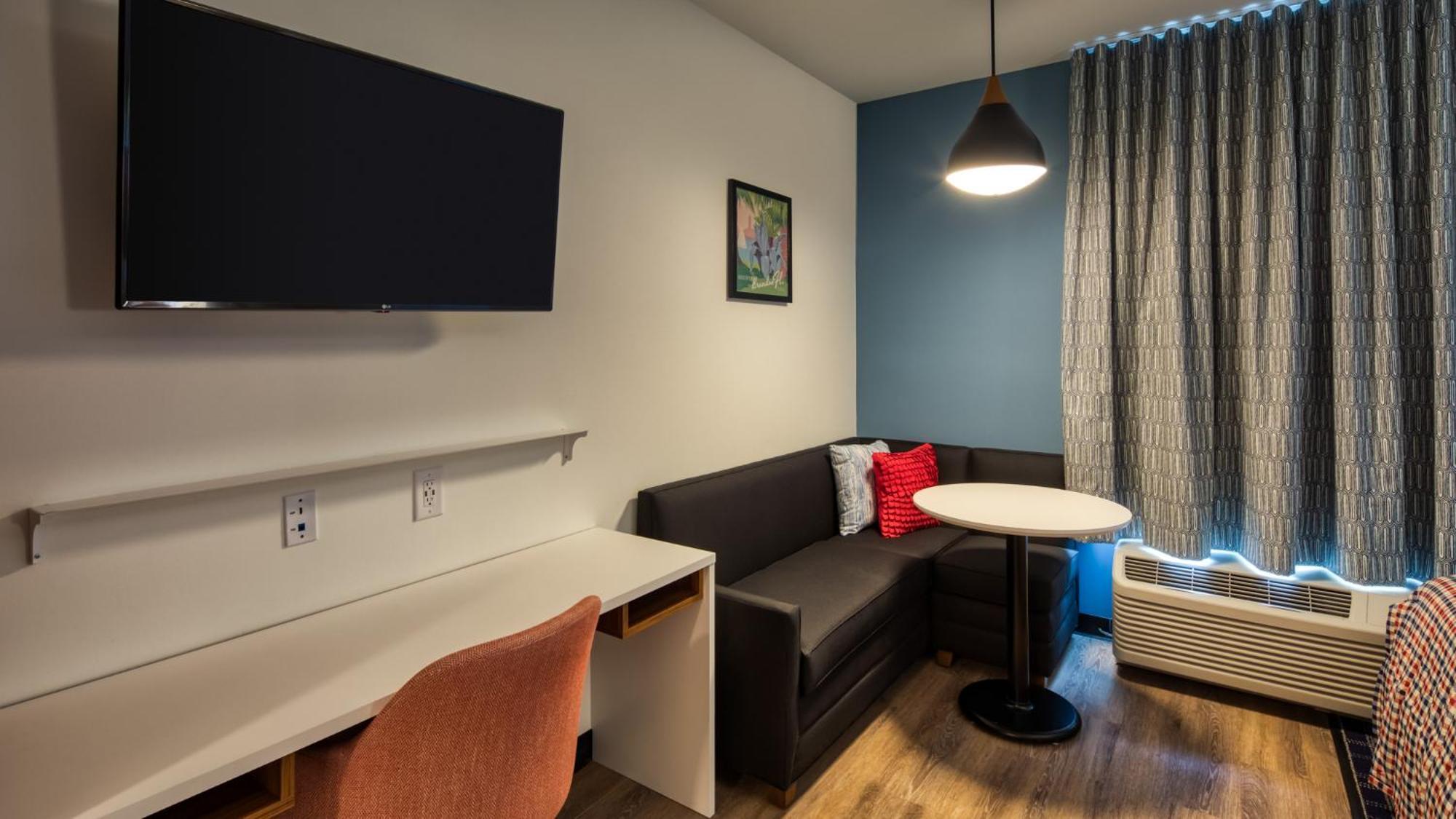 Uptown Suites Extended Stay Tampa Fl - Riverview Riverview  Extérieur photo
